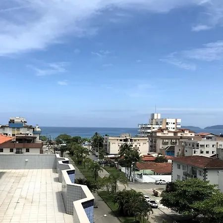 Apartamento na Praia Grande de Ubatuba-3